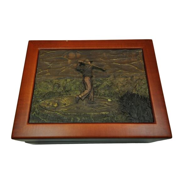 Golfer Valet Box Swing Sound Calls Out Four When Opened 7"L x 5 1/2" x 2 3/4"D - Picture 1 of 5